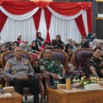 Polres Tabalong Hadiri Kick Off Intervensi Serentak Gerakan Orang Tua Asuh Anak Stunting di Kabupaten Tabalong